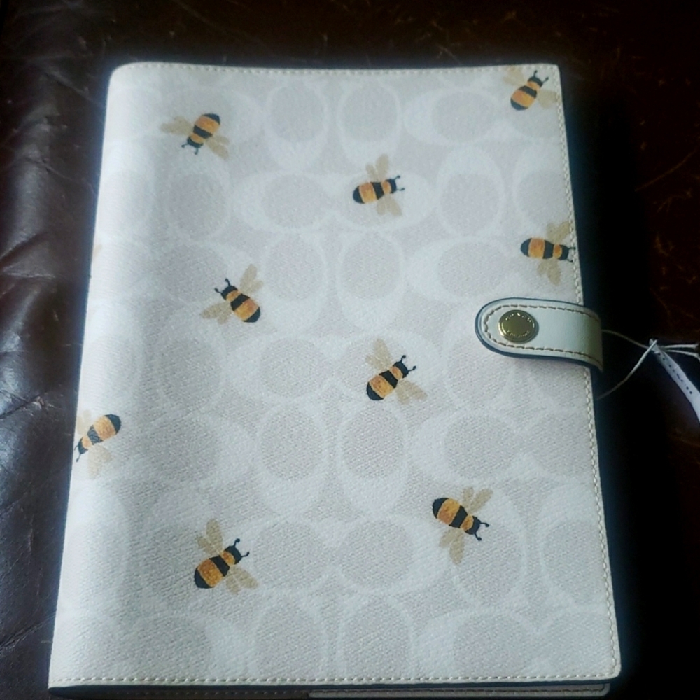 Authentic COACH BEE NOTEBOOK-NEW